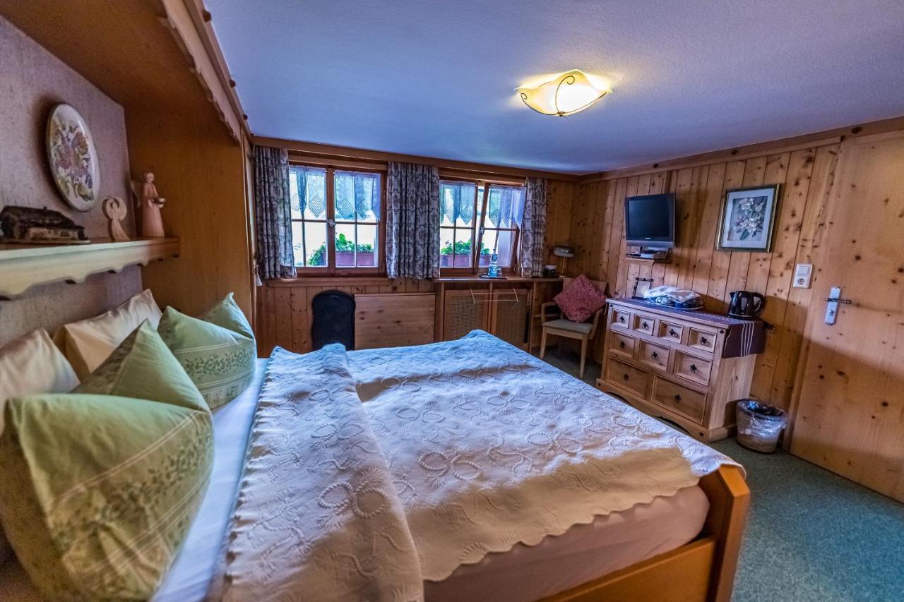 Haus Erika Hotel Wieden Bagian luar foto