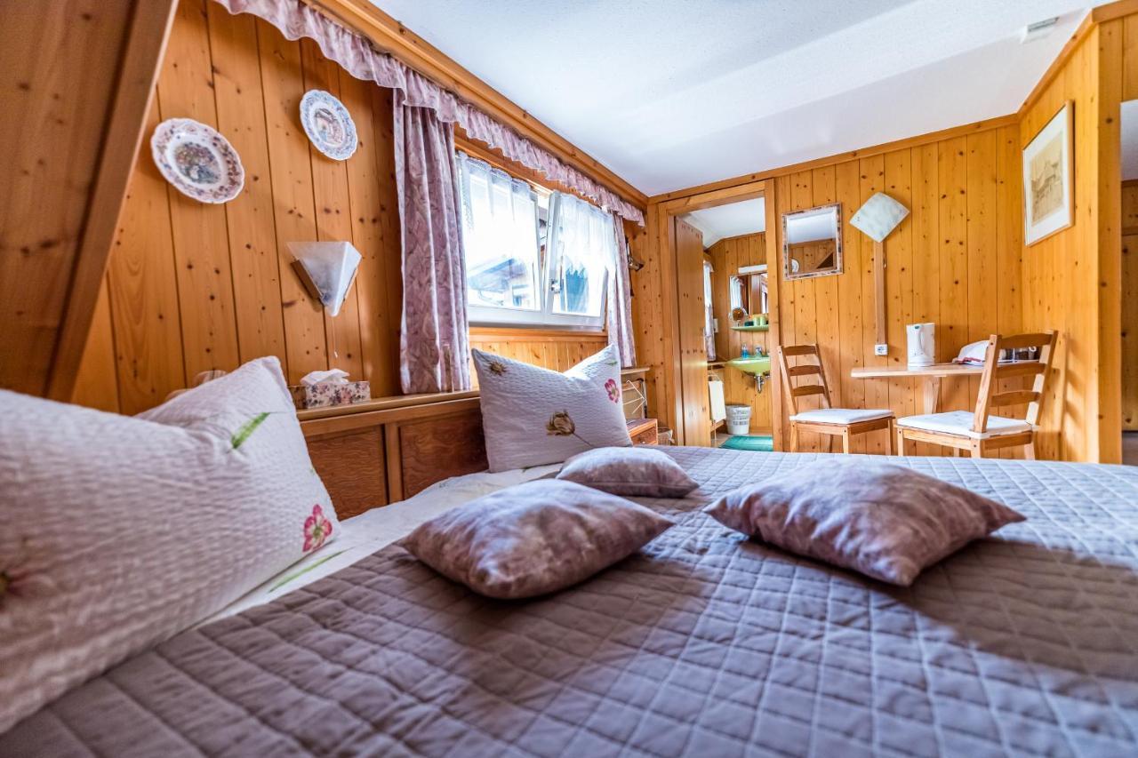 Haus Erika Hotel Wieden Bagian luar foto