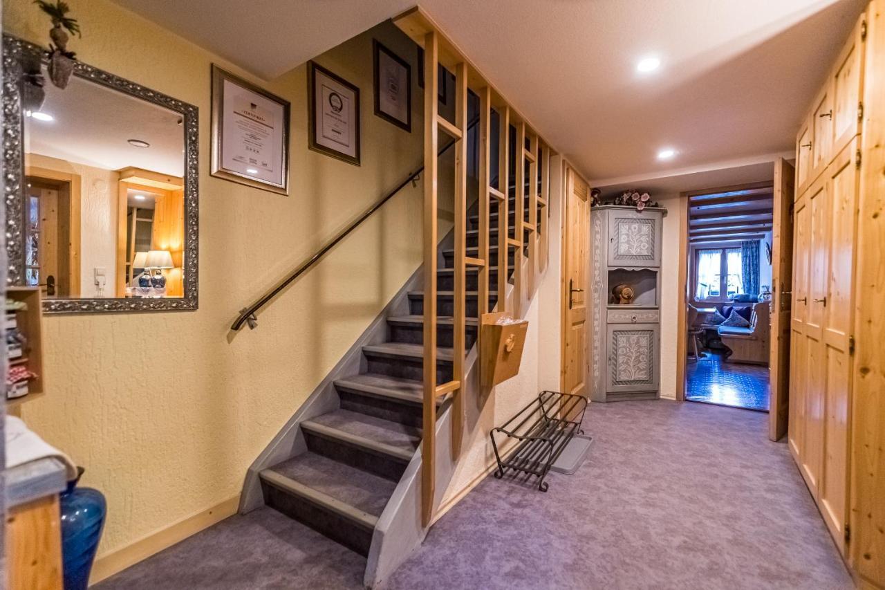 Haus Erika Hotel Wieden Bagian luar foto
