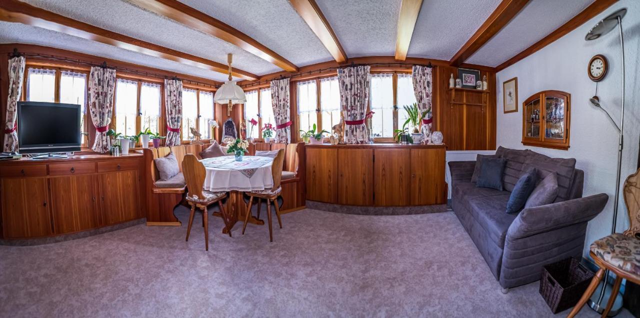 Haus Erika Hotel Wieden Bagian luar foto