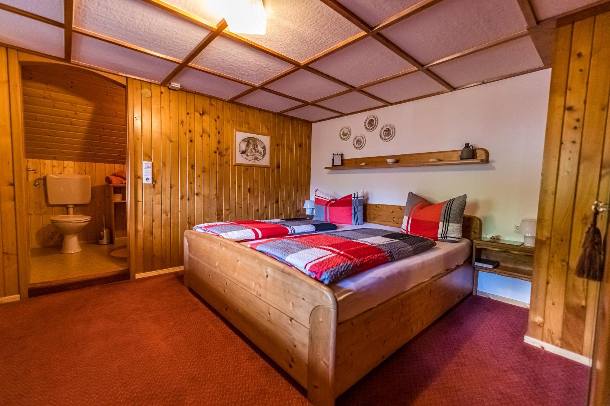 Haus Erika Hotel Wieden Bagian luar foto