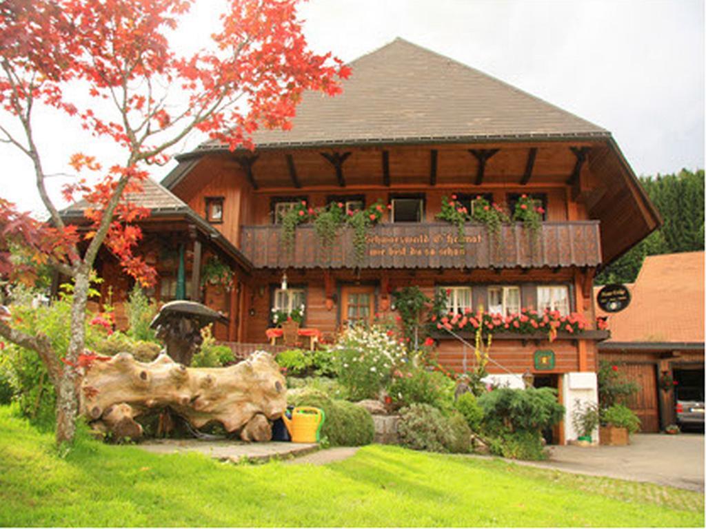 Haus Erika Hotel Wieden Bagian luar foto